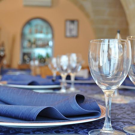 Al Borgo Antico Ristorante E B&B Crispiano Exterior photo