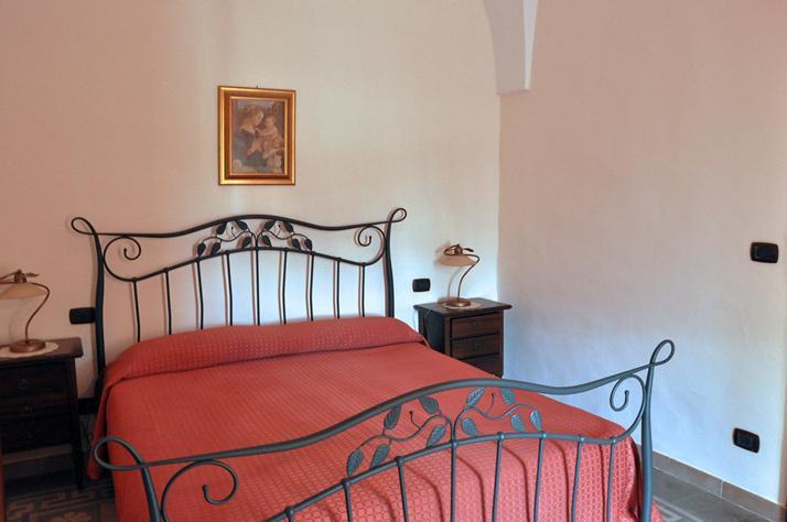 Al Borgo Antico Ristorante E B&B Crispiano Exterior photo